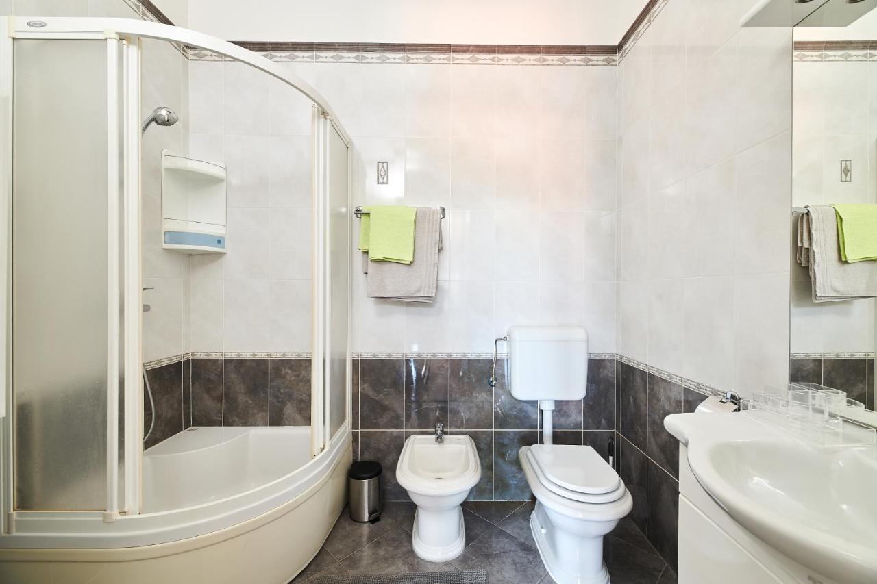 Apartment Bellavista Sea View Umag Dış mekan fotoğraf